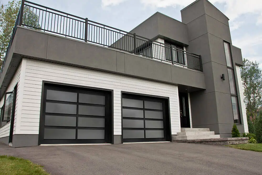 Aluminum garage doors